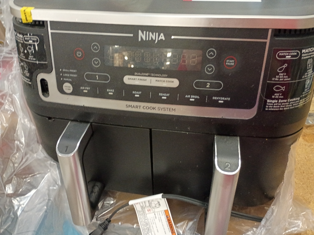 Ninja DZ550 Foodi 10 Quart 6-in-1 DualZone Smart XL Air Fryer with 2 Independent Baskets, Smart Cook Thermometer for Perfect Doneness, Match Cook & Smart Finish to Roast, Dehydrate & More, BLACK