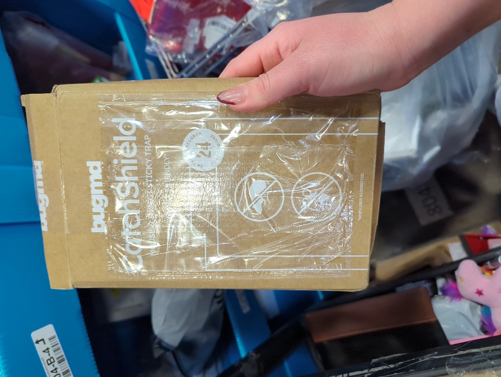 BugMD CatchShield Glue & Sticky Traps for Mice, Rats & Insects – Non-Toxic Pest Control, 24-Pack, Pet & Family Friendly, Extra-Strength, Ready-to-Use Adhesive Traps