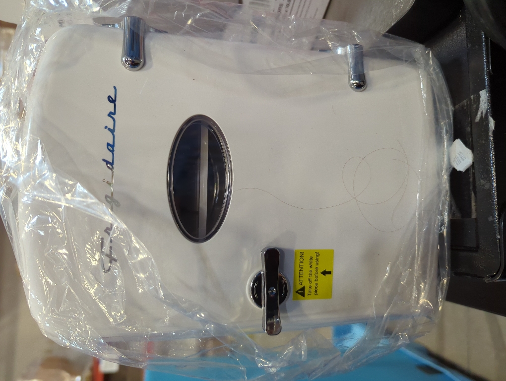 Frigidaire 6 Can/4L Mini Personal Retro Fridge Cooler EFMIS229-Moonbeam, Includes Home and 12V Car Cord, 4-liter capacity chills six 12 oz. soda cans