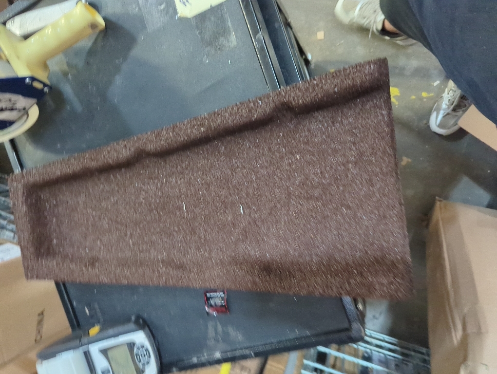Premium Rubber Downspout Splash Block, Rain Guard, Stone Textured Drain Extender (Brown)