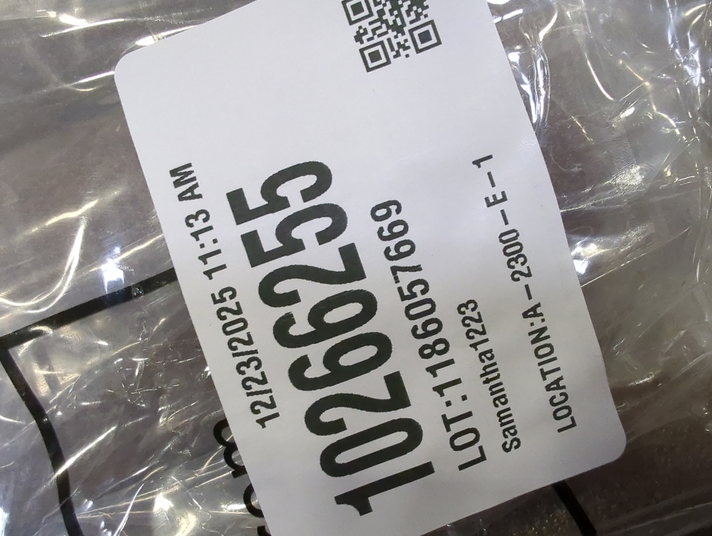 Amylove 6 Pcs 3.3 Feet Foam Pipe Insulation Foam Tube Insulating Water Pipe Pool Swim Noodles Pre Slit Heat Preservation Pipes Covers for Tubing Outdoor Winter Freeze Protection(Brown,1.5 Inch)