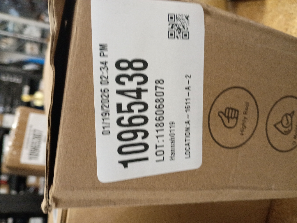 Velener Artificial Christmas Flowers for Outdoor-3 Pcs Faux Pine Branches with Red Berries & Pinecones, Fake Christmas Greenery Stems with Burlap Bag Vase, Winter Norfolk Pine Branches for Indoor