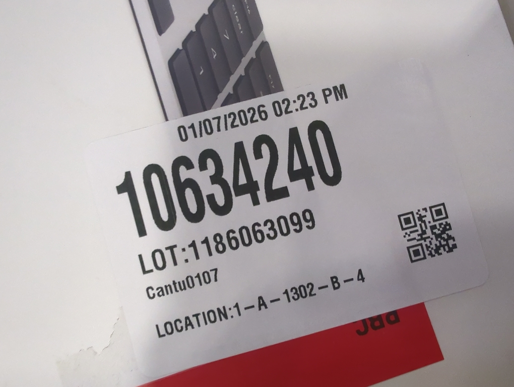 Apple Magic Keyboard with Touch ID and Numeric Keypad: Wireless, Bluetooth, Rechargeable. Works with Mac Computers with Apple Silicon; US English - Black Keys