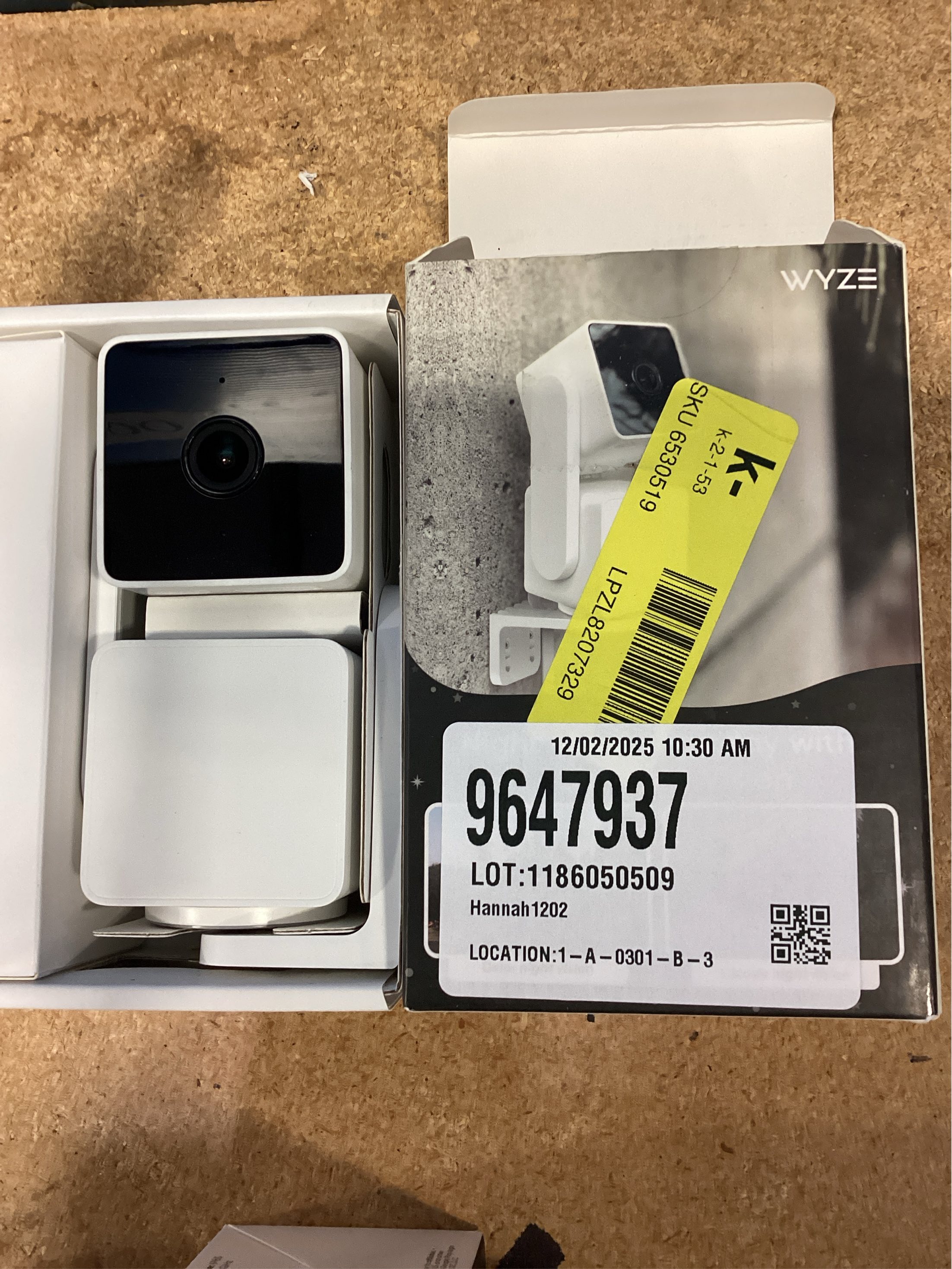 Wyze Pan v3 Wired Indoor/Outdoor 1080P HD Home Security Camera with Privacy Mode