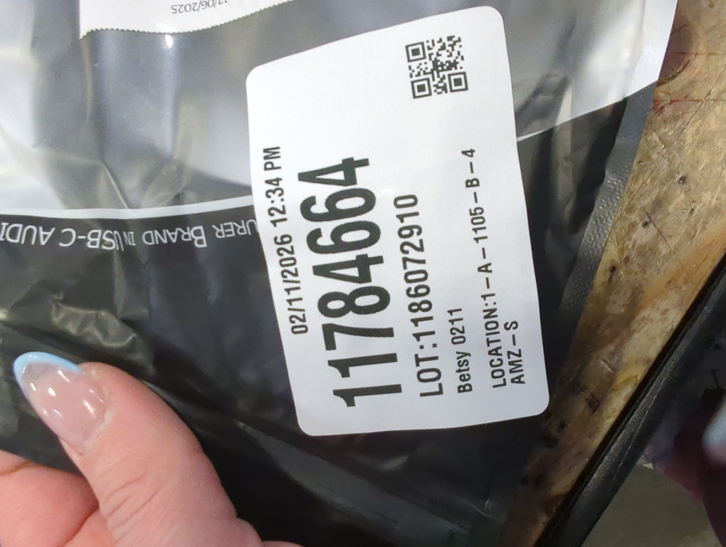 XLR Right-Angle Male to Straight Female Microphone Extension Cable, 90-Degree Male to Straight Female Balanced Cord 3-Pin to 3-Pin, -6.6ft 2Pack