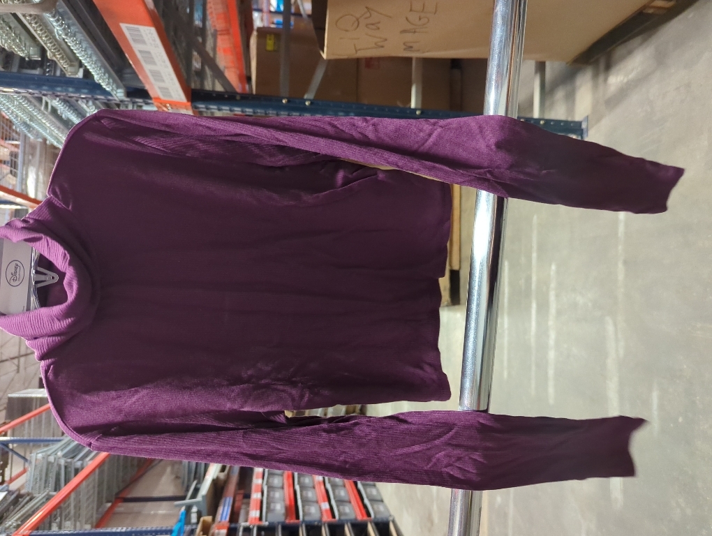 Size Large Active USA Long Sleeve Cropped Turtleneck, Pinot,