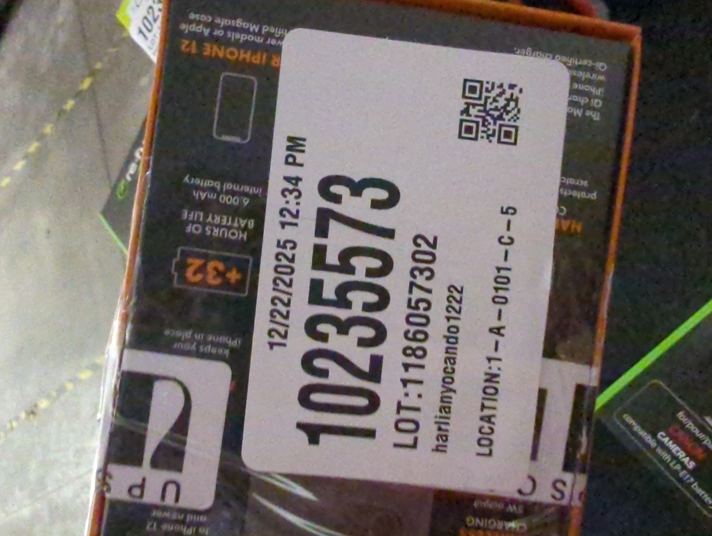 myCharge Maglock 6k 6000mAh/12W Wireless Charger   USB-C Port Power Bank – Graphite Gray