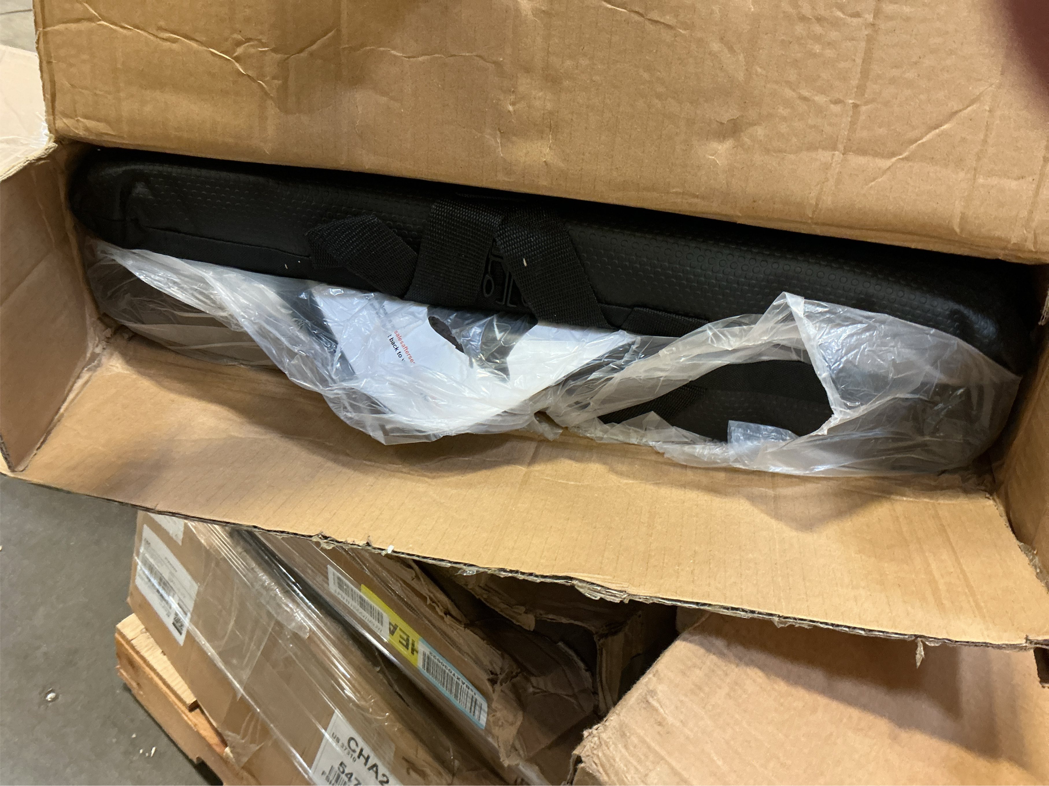 HOPERAN Stadium Seats for Bleachers with Back Support, Half-fold Portable Bleacher Chairs with Back and Cushion, 600D Waterproof Reclining Extra Wide Bleacher Seat for Outdoor Sports