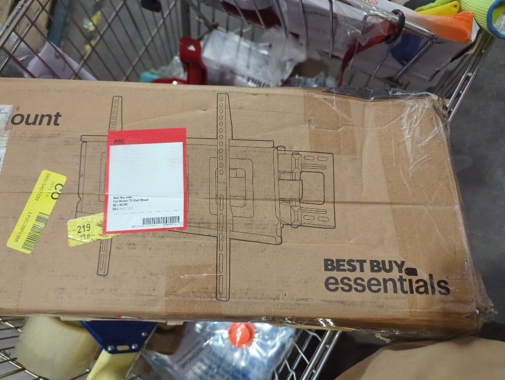 BONTEC Full Motion TV Wall Mount for 37-84 Inch TVs, Hold up to 132lbs, Max VESA 600x400mm, Swivel Tilt Dual Arms, Adjustable Viewing Angle, Fits 16 Wood Studs, Easy Assembly