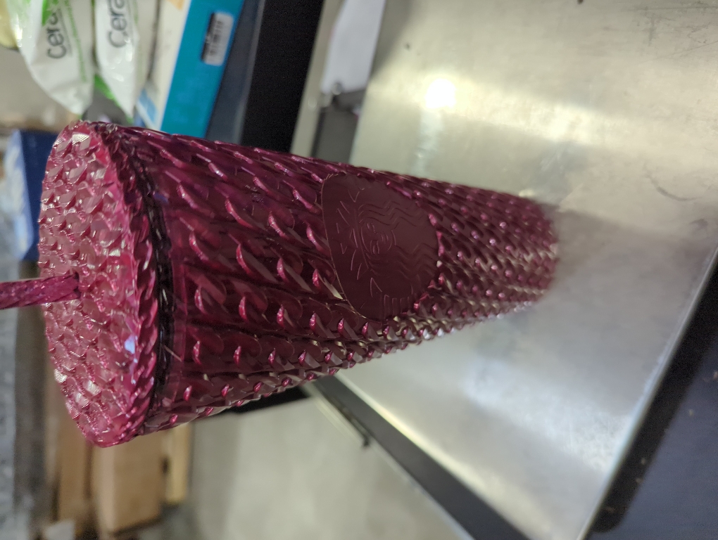 Starbucks Chain Link Burgundy Red 24 Ounce Venti Tumbler – Holiday Edition Reusable Cold Cup with Lid and Straw – Textured Acrylic Travel Mug for Iced Coffee, Tea, and Cold Beverages