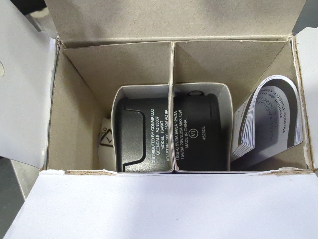 Conair Fast Charge Universal Travel Adapter - All-in-One European and Worldwide Travel Plug Adapter with Surge Protection - Includes USB C Port