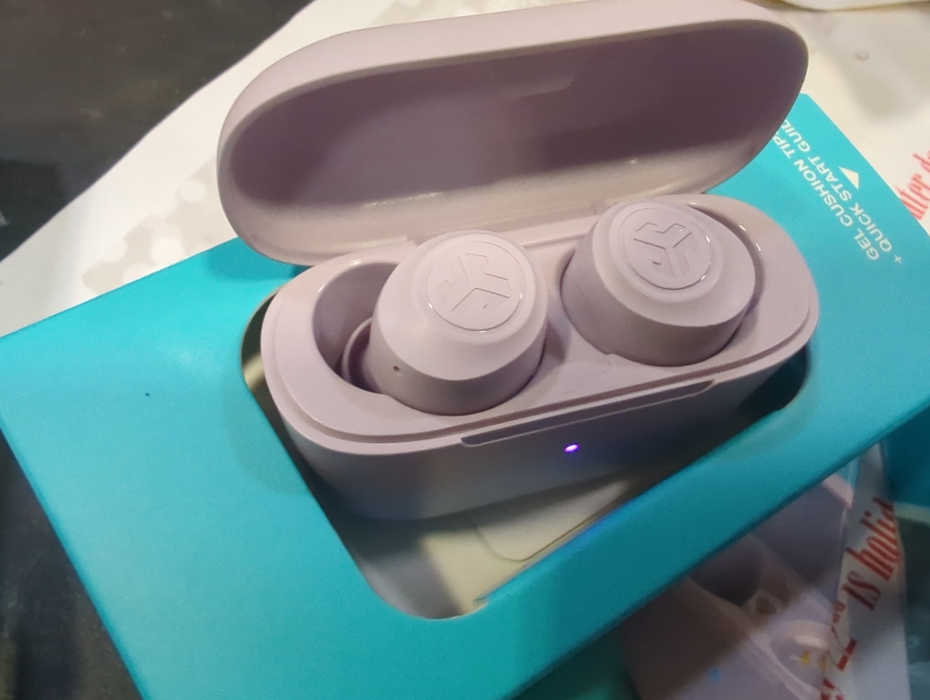 Color purple JLab GO Air POP True Wireless Earbuds