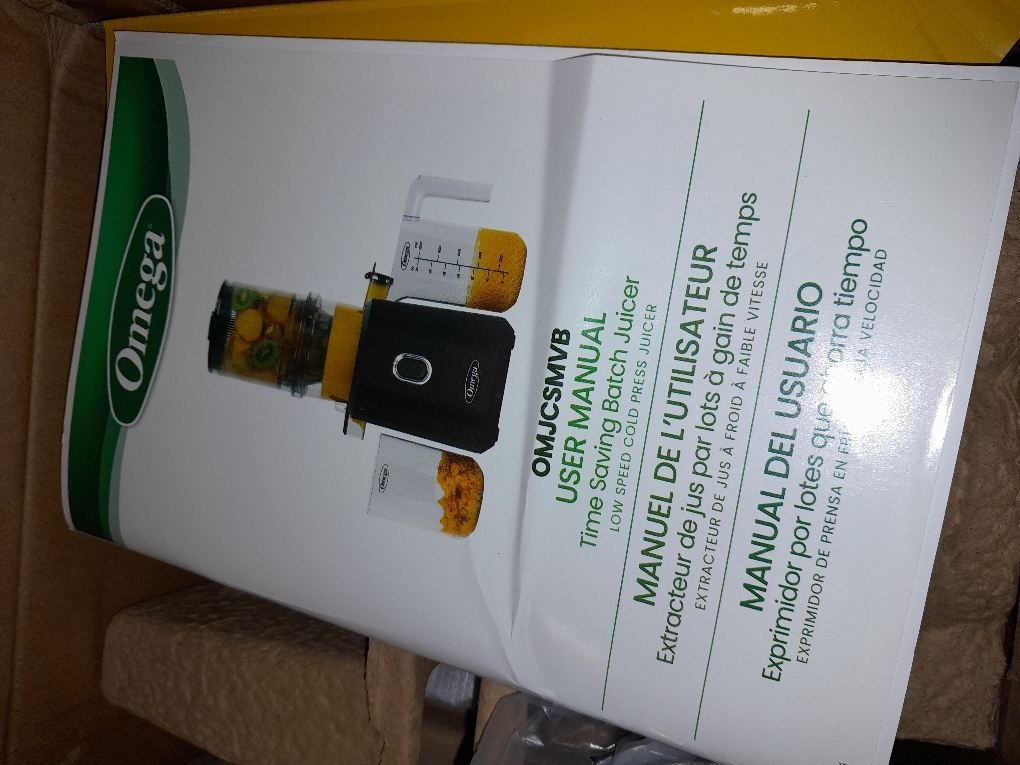 Omega Cold Press Juicer – Slow Masticating Hands Free Juicer Machine for Vegetables and Fruits with Wide Mouth Hopper for Whole Recipe Batch Juicing, Time Saving Series, Easy to Clean, 150-Watt Motor