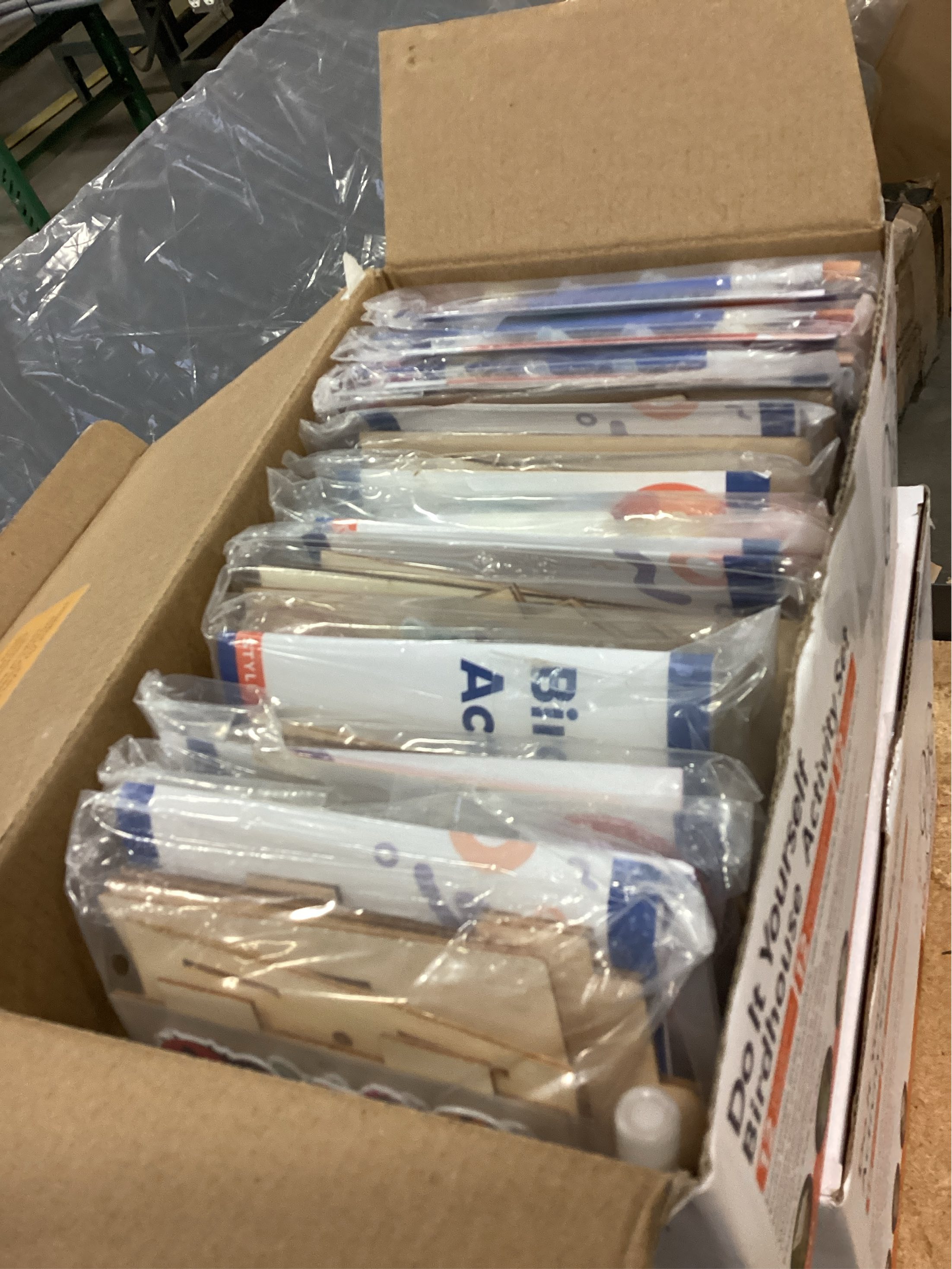 12 DIY Bird House Kits For Children to Build - Wood Birdhouse for Kids to Paint - Unfinished Bird Houses for Kids - Wood Craft Project Kits - Wooden Arts & Craft for Girls & Boys - Classroom Activity