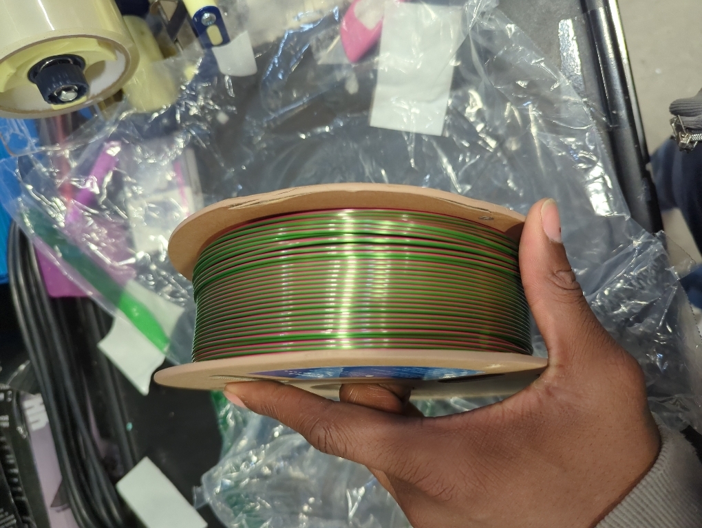 Silk PLA Dual-Color 3D Printer Filament 1.75mm, 1kg (2.2lbs), Two-in-One Color 3D Printing Materials(Red-Green)