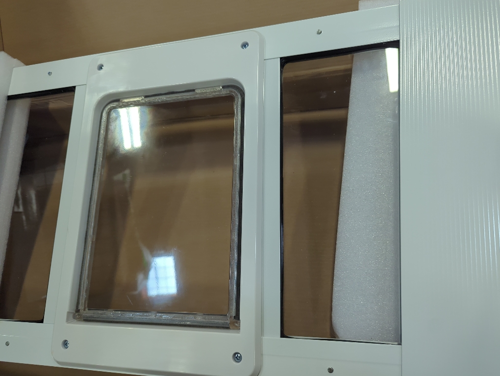 Full-Size Window Pet Door for Cat&Small Dog, Fits 28-32 Width Windows, Quick-Fit Cat Door Window Insert, 4 Locking Mechanisms, Magnetic Closure Cat Door for Window,Aluminum Frame Pet Door for Window