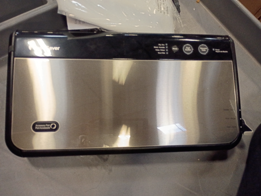 FoodSaver Vacuum Sealing System Handheld Sealer Single Handed Operation