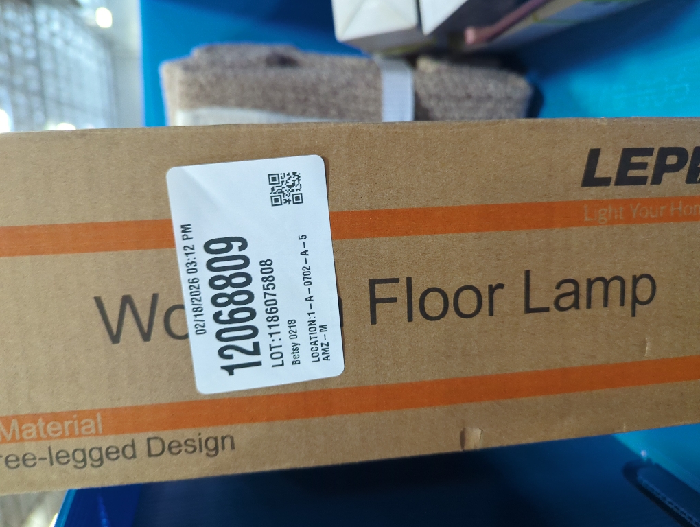 LEPOWER Wood Tripod Floor Lamp, Mid Century Standing Lamp for Living Room, Flaxen Lamp Shade, Modern Design Standing Lamp with E26 Base, Tall Floor Light for Bedroom, Study Room and Office Brown