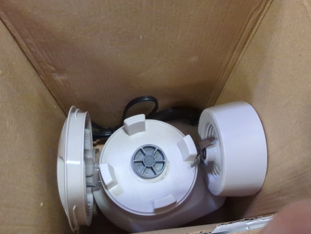 bella 10 Speed Countertop Blender, Juicer & Smoothie Maker, Fits-anywhere™ Kitchenware, Slim Flip & Store Design, Dishwasher Safe 48oz Capacity Pitcher & Lid, Stainless Steel Blade, 450 Watt, Oatmilk