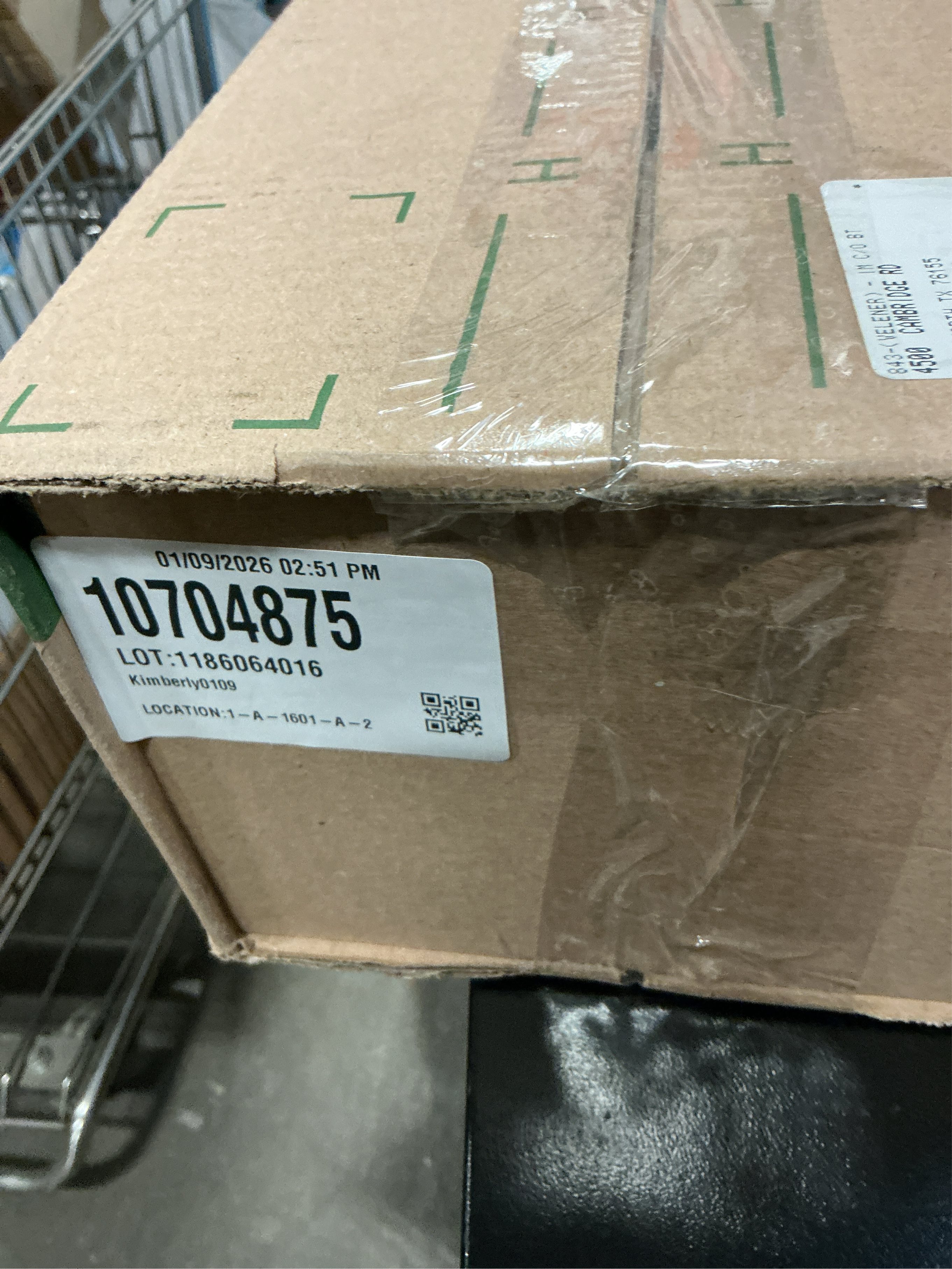 Vacu Vin Wine Saver Vacuum Stoppers – Set of 12 Multicolor – Airtight Seal to Keep Wine Fresh Up to a Week – Compatible with Vacu Vin Wine Saver Pump – Reusable & Dishwasher Safe