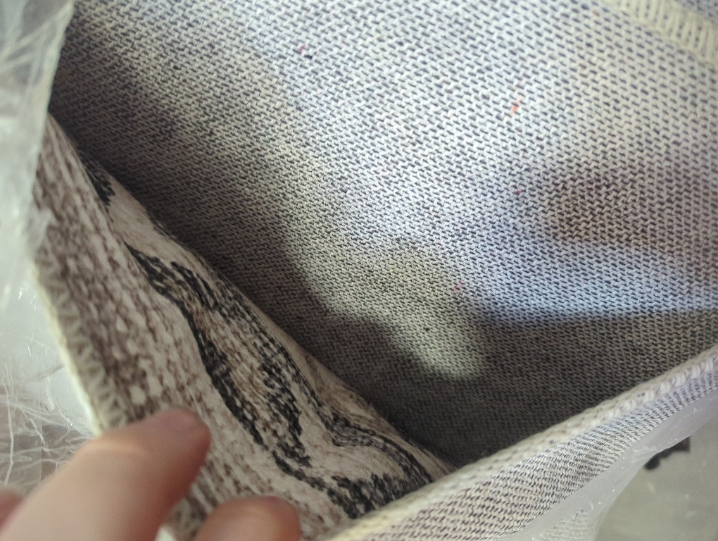 Size Large Color Grey area rug