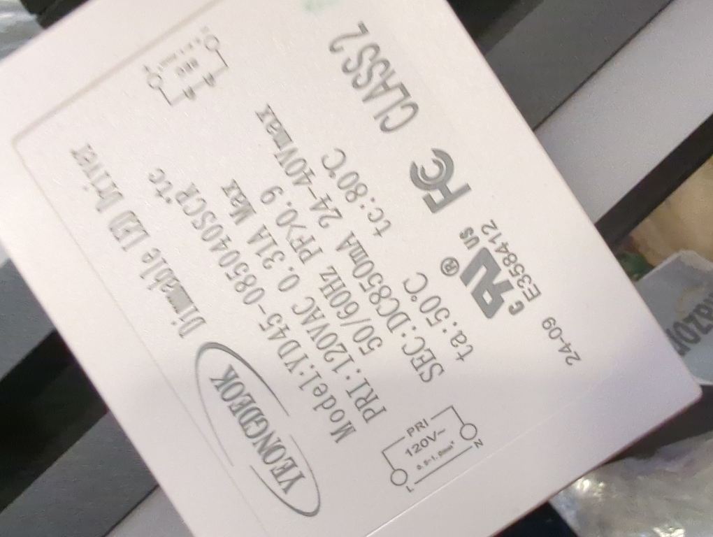 Black ceiling light LED, modern and simple, long strip ceiling surface installation, suitable for living room, bedroom, corridor and kitchen, remote control to switch color and brightness, 23.6 inches