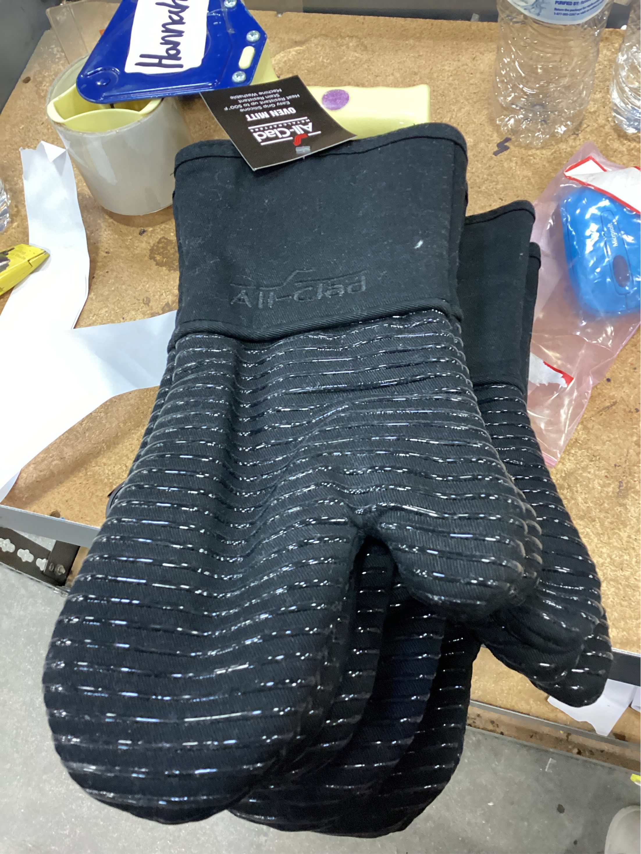 All-Clad Silicone Oven Mitt, 2 Pack, Cappuccino