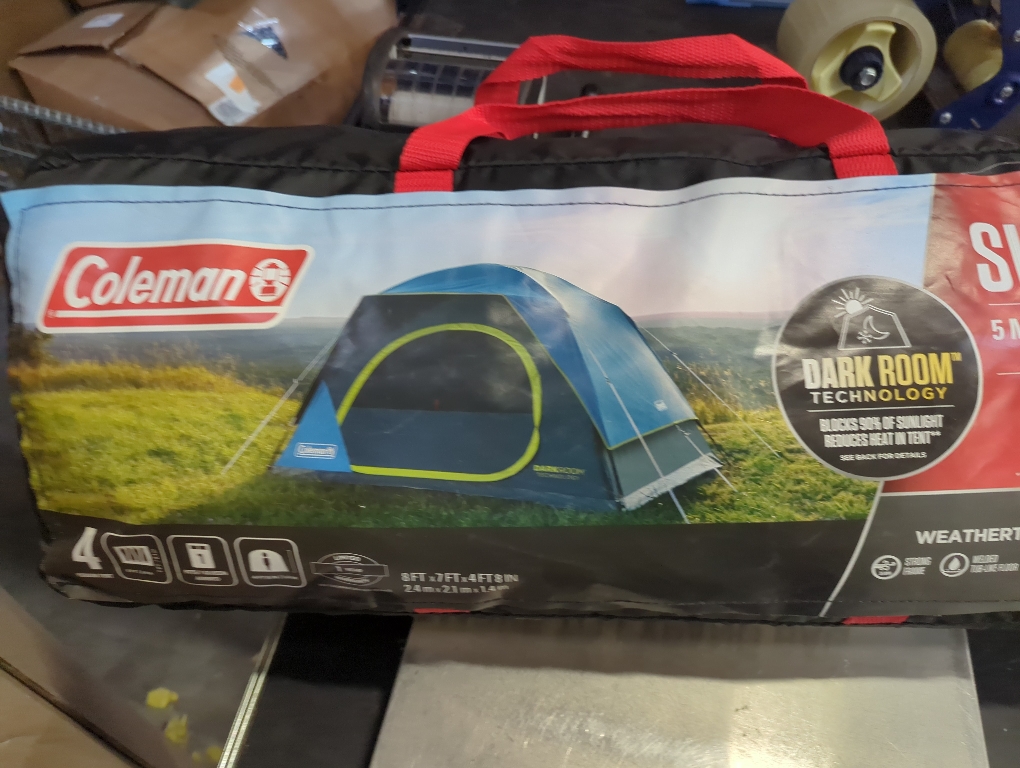 Coleman 4/6/8/10 Person Skydome Dark Room Tent with Rainfly, 5 Minute Setup, Blocks 90% of Sunlight, 20% More Headroom Than Traditional Tents