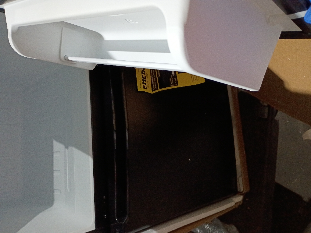 Whirlpool 3.1 Cu. Ft. Mini Refrigerator - Black WH31BKE: Dorm Fridge Freezer Combo, Energy Star, Reversible Door