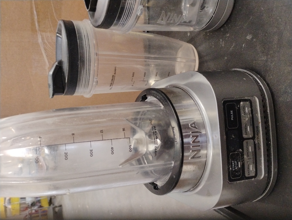 Ninja Blenders for Kitchen | Smoothie Blender, Mixer, Grinder - Premium Blending Performance for Sauces, Frozen Drinks, and More | 1200 Peak Watt Motor | SS101 Foodi Personal Smoothie Maker