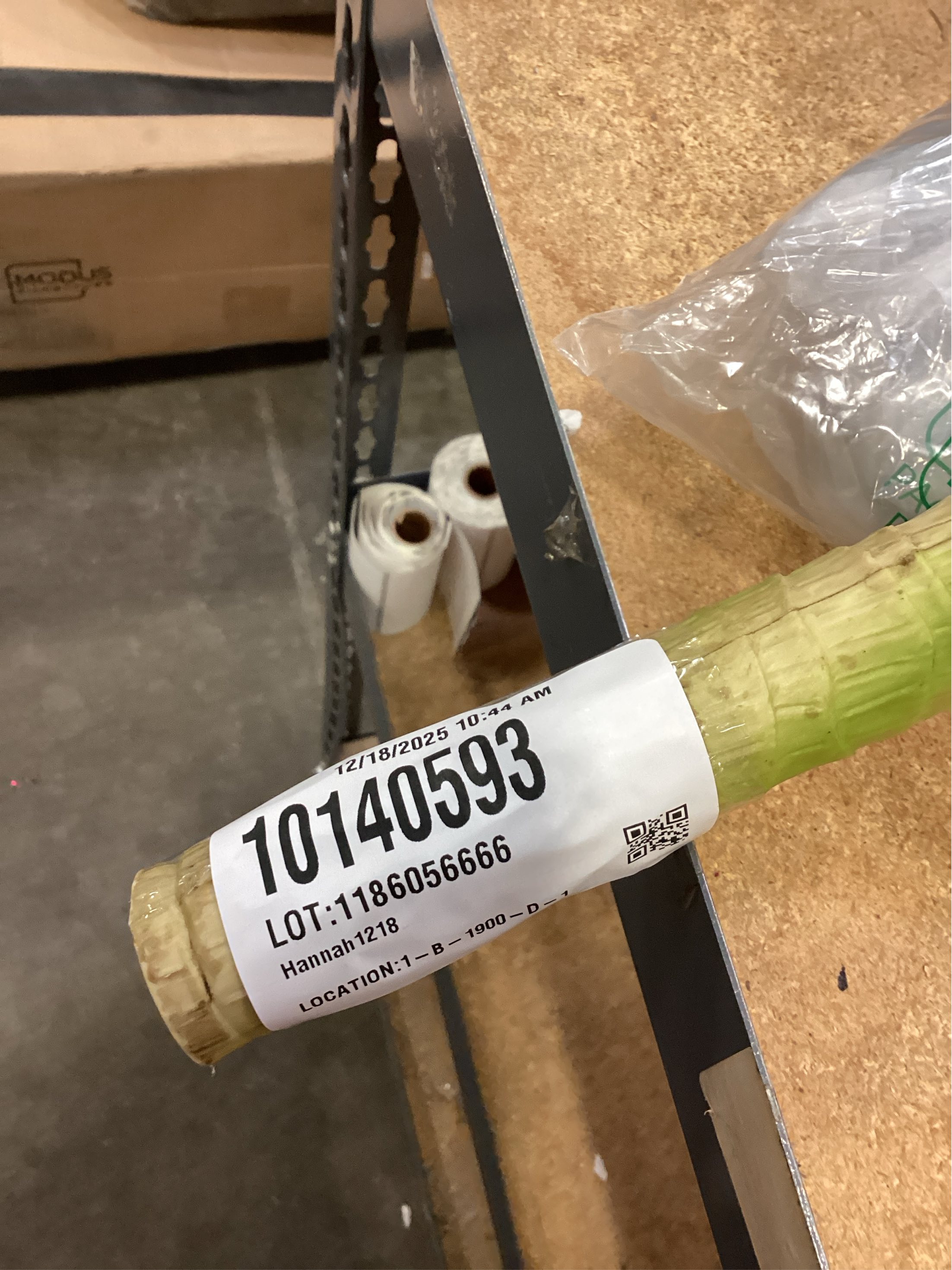 Velener Fake Agave Artificial Plant: Unpotted Fake Agave Plant for Room Decor, UV Resistant Faux Agave Plant for Outdoor/Indoor Decor, 22 inches, 1