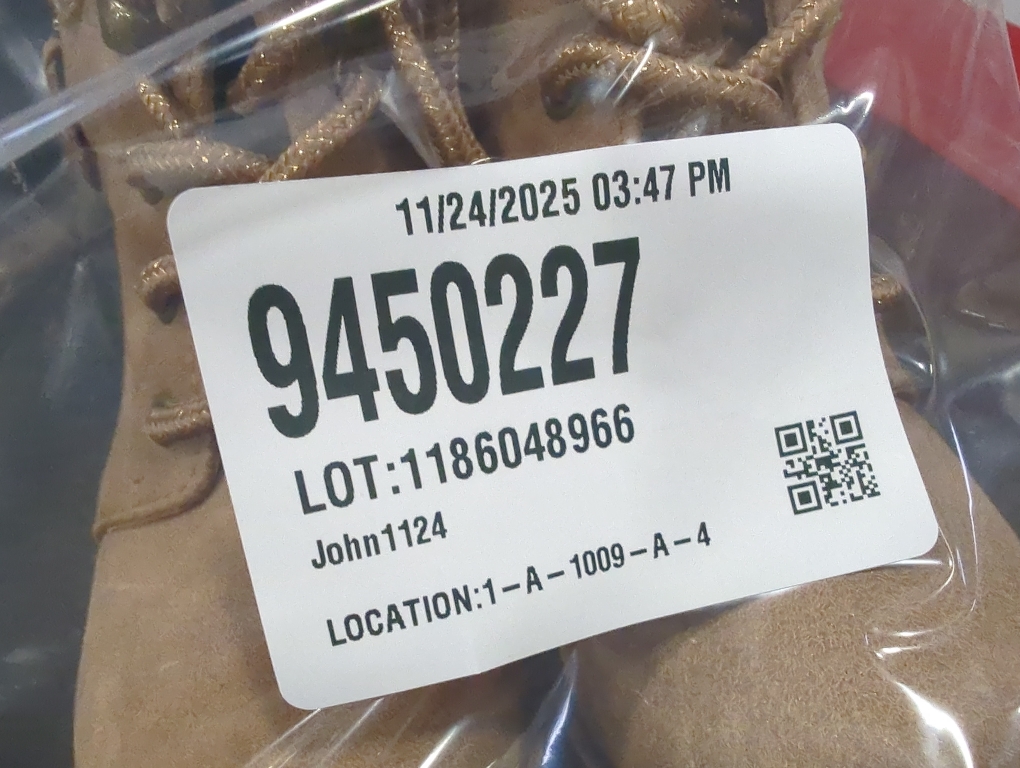 Size 10 Color brown fur lined boots