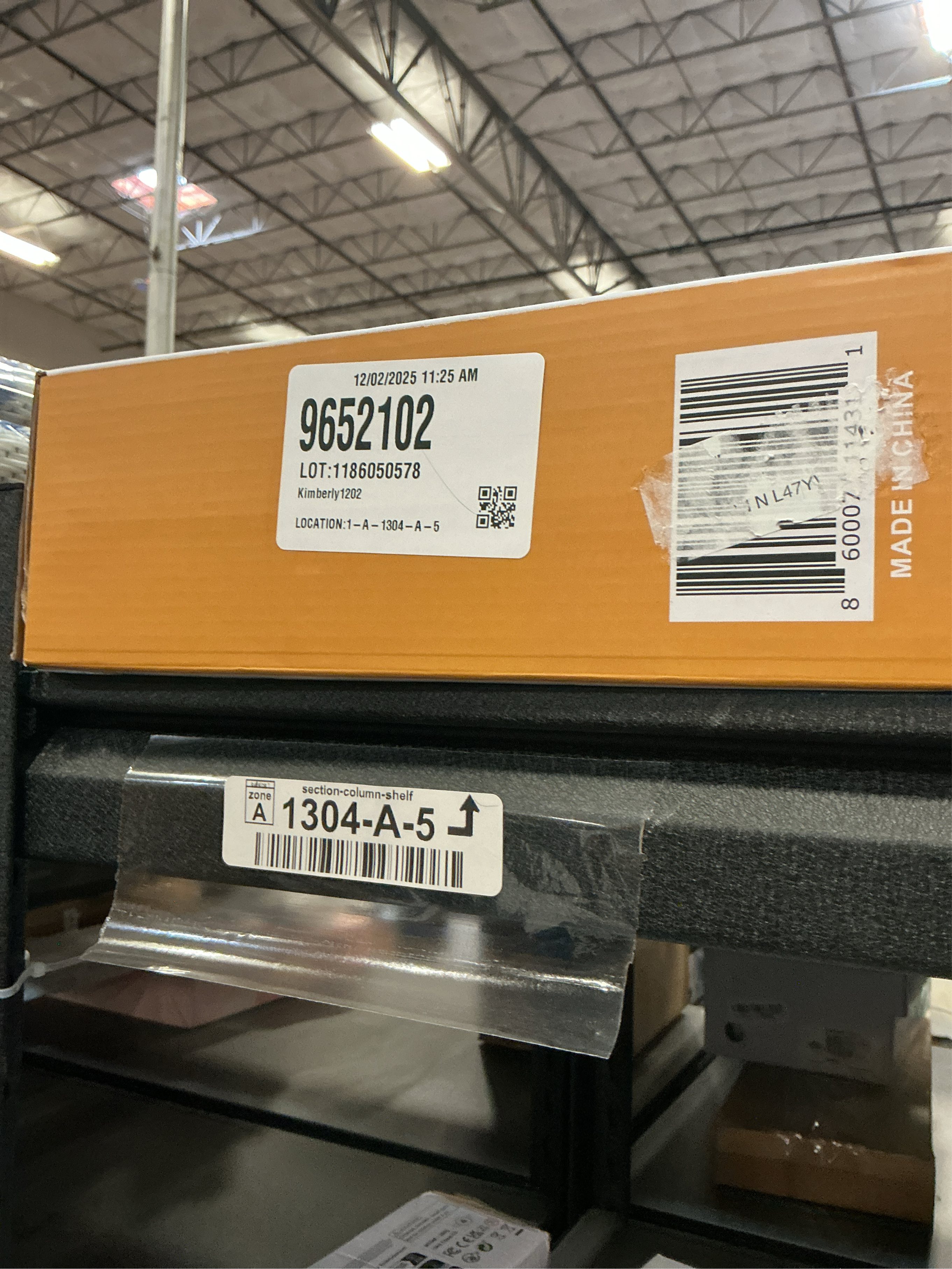 TEAM Z 1800W Premium Heat Gun kit 140°F~1202°F - Heavy Duty Heat Shrink Gun with Single Handed Operation, LCD Display Hot Air Gun with Case, Overload Protection with 6 Nozzles for Crafts