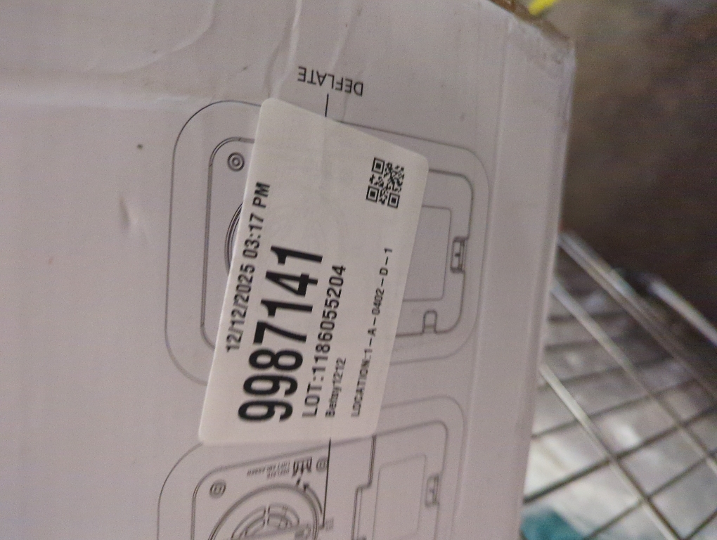 iDOO Queen Air Mattress with Built in Pump, 18 Raised Comfort Inflatable Blow up Mattress, Upgraded Four Chamber Portable Air Bed for Camping, Guests and Home, Colchon Inflable, 650 lbs Max