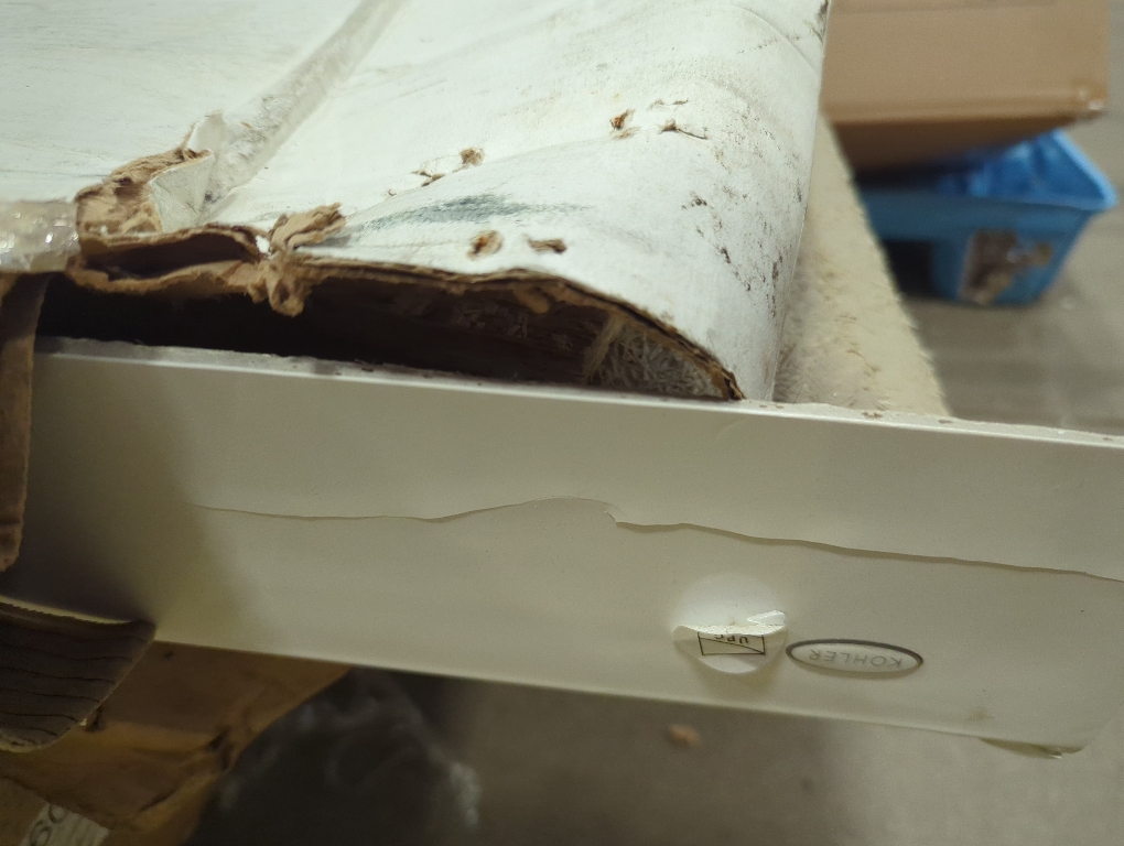 KOHLER 60 x 30 shower base with right-hand drain