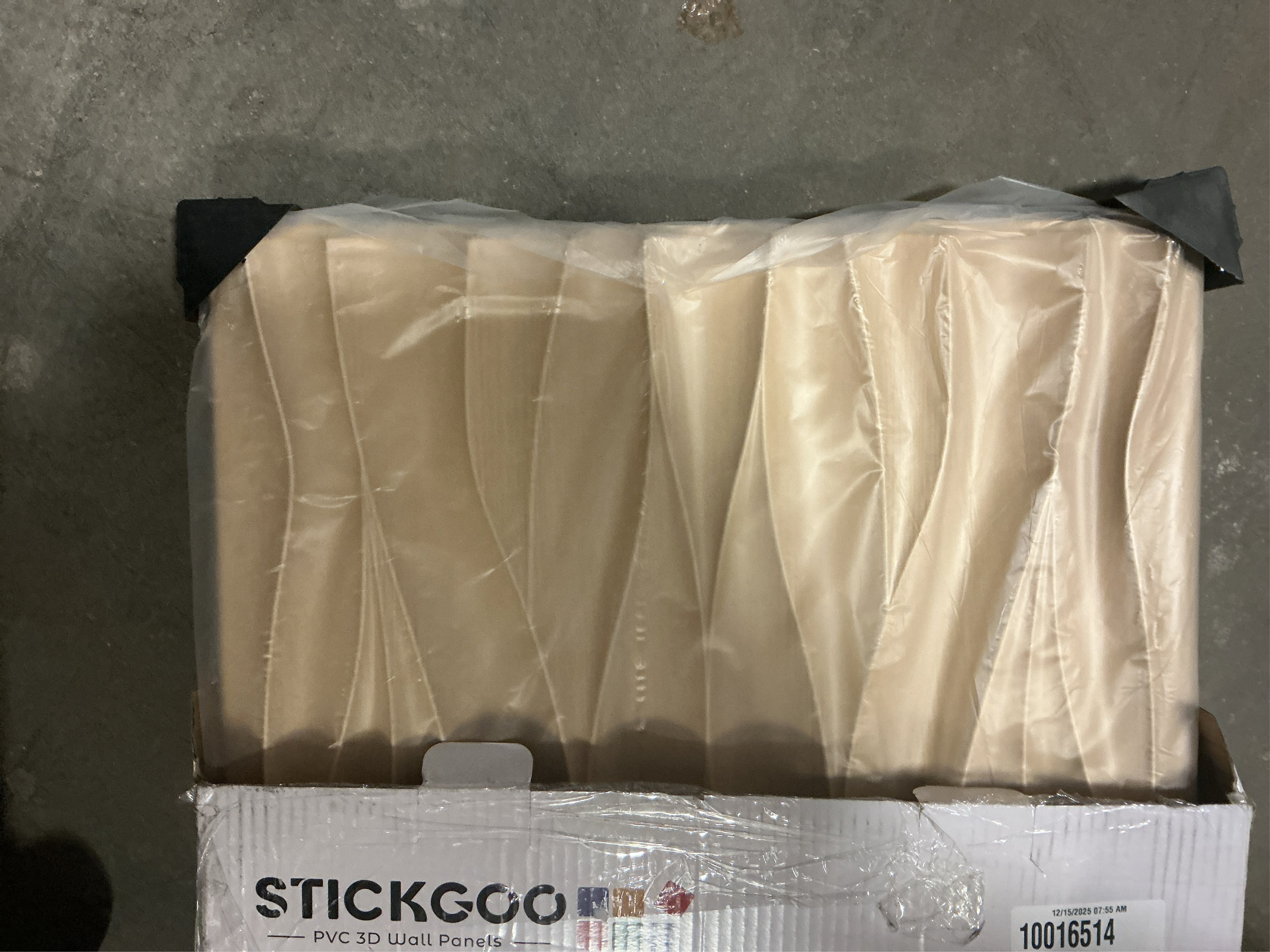 STICKGOO Wave Wall Panels for Interior Wall Decor, Light Oak 3D Wall Panels Accent Wall, Paintable 3D Wall Decor Covering Panels for Living Room Bedroom, Pack of 12 Tiles