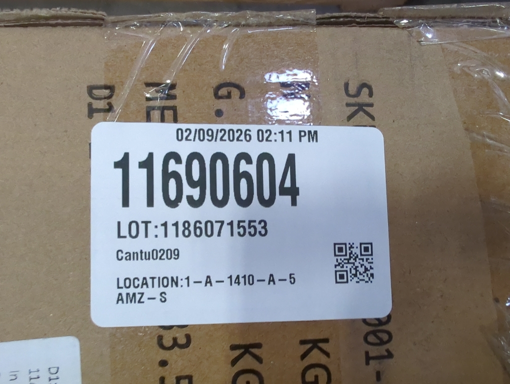 Furnulem 44'' Entryway Table, Industrial Console Sofa Table with Metal Mesh Storage Shelves, Shoe Rack Display Shelf for Front Door, Couch, Kitchen, Fabric Drawers, Rustic Brown