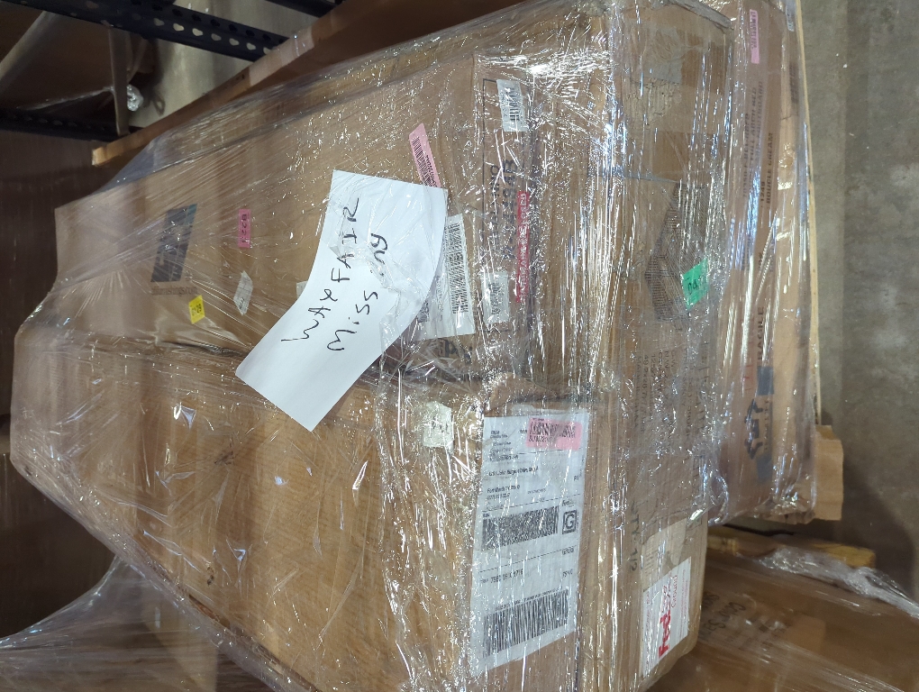 19647308 Wayfair Missing Pieces Pallet
