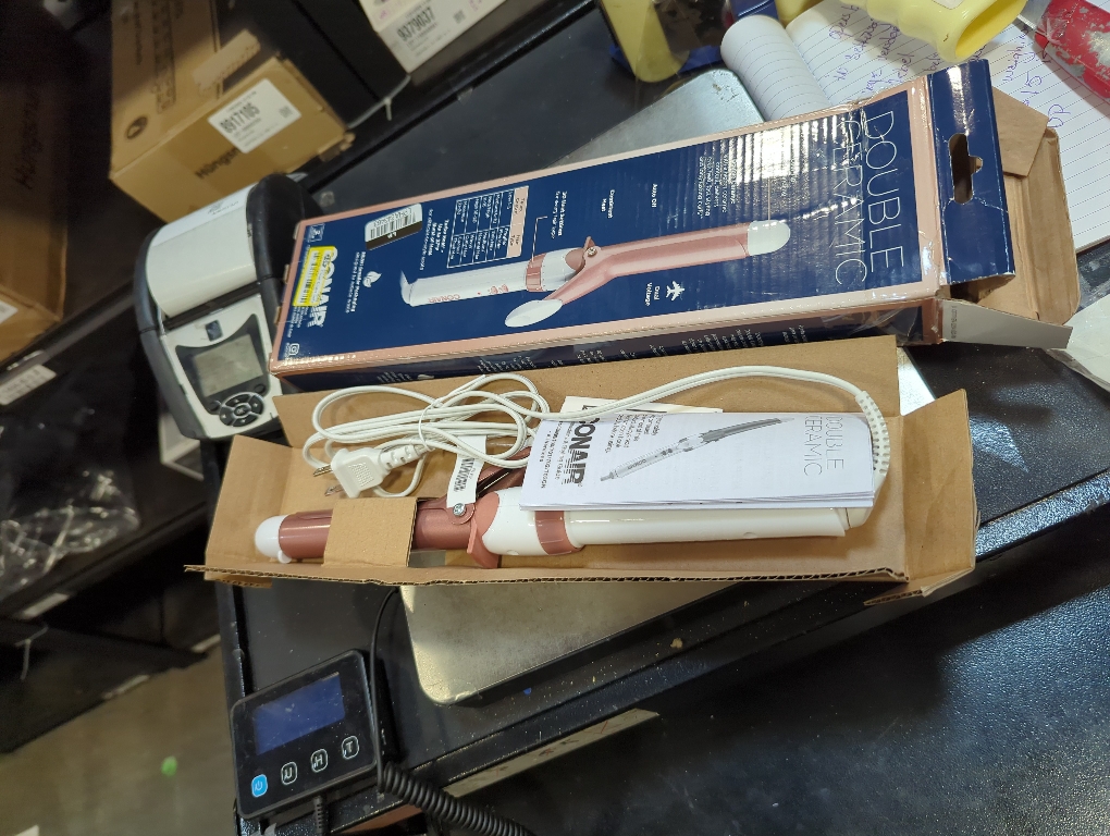 Conair Double Ceramic 1-Inch Curling Iron, 1-Inch Barrel Creates Classic Curls, Hair Curler for Use on Short, Medium, and Long Hair, White