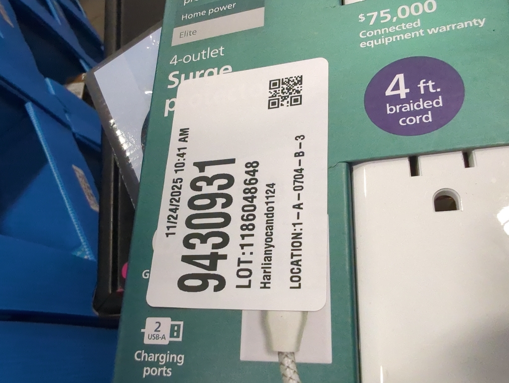 Philips 4-Outlet Surge / 2 USB-A 720 Joules 4' Braided Cord - White