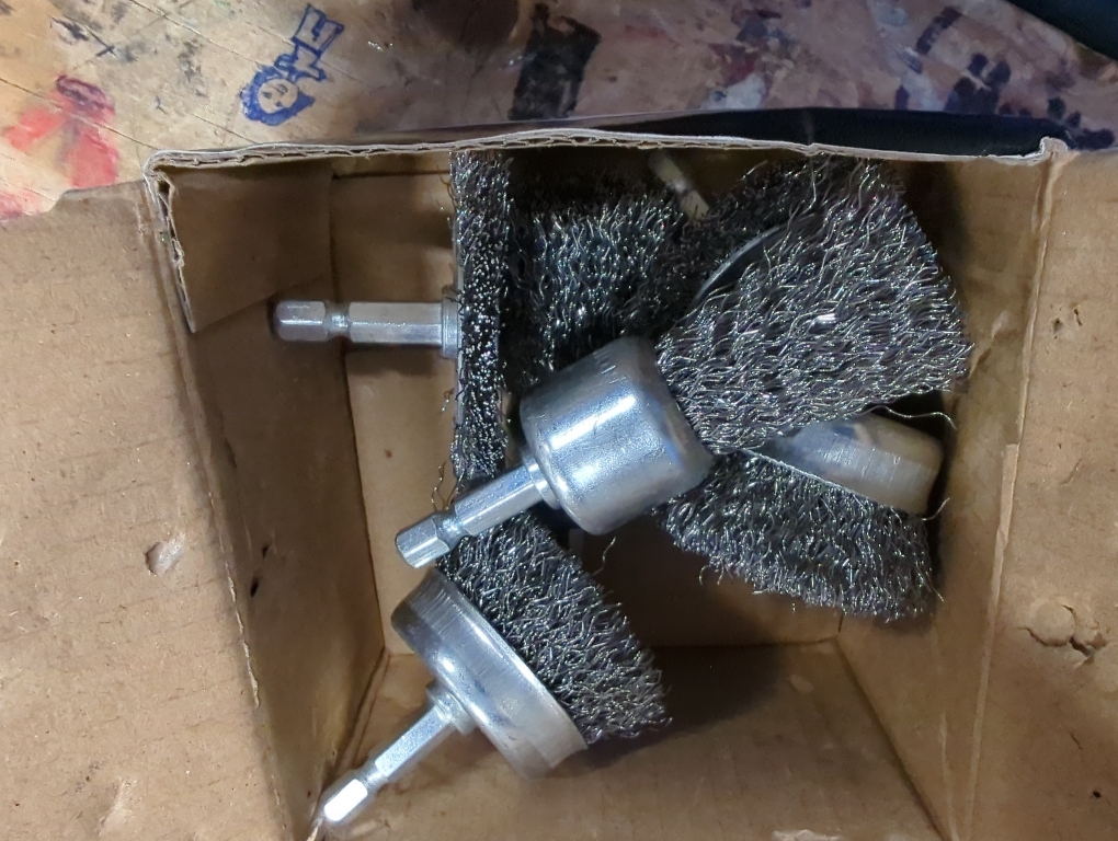 Rocaris 6 Pack Carbon Steel Wire Wheel and Pen Brush Set with 1/4-Inch Hex Shank for Rust Removal, Corrosion and Scrub Surfaces