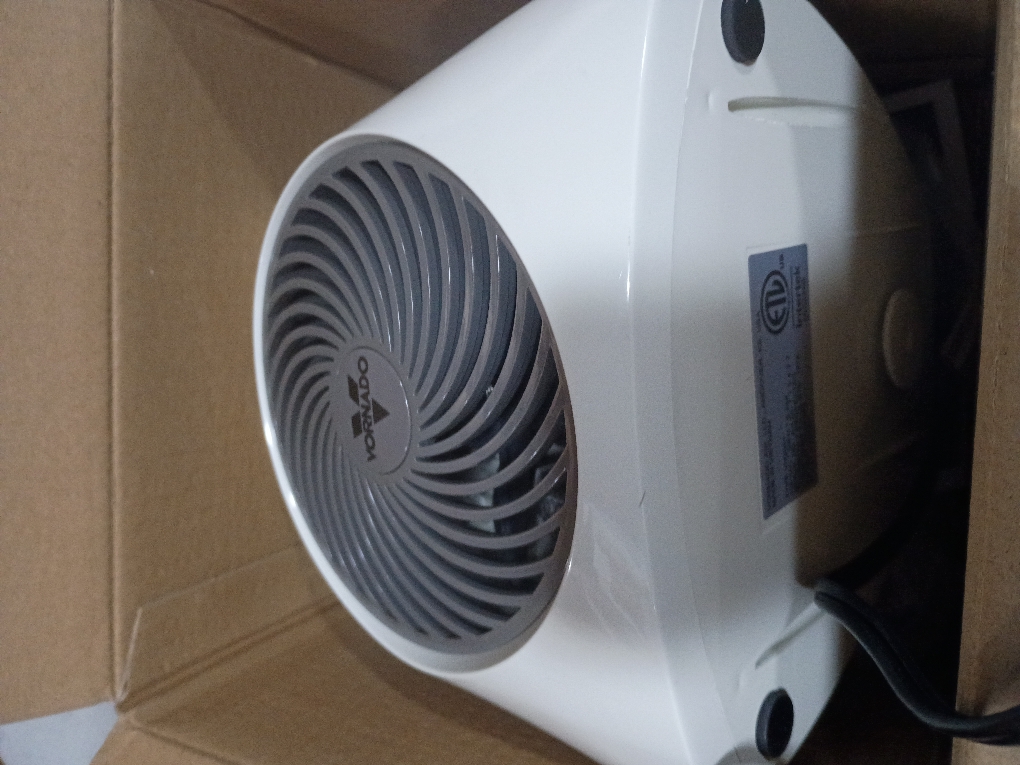 Vornado VH204 Indoor Heater Alabaster