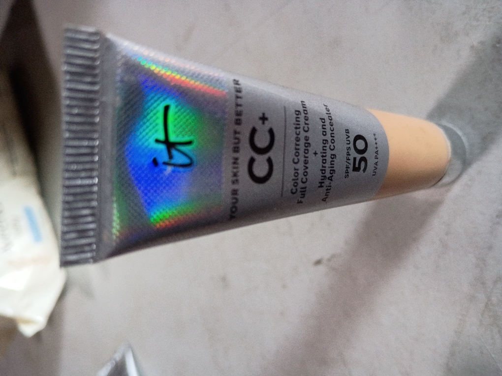 IT Cosmetics CC  Cream - Natural Full Coverage Foundation With SPF 50 , Color Corrector & Anti-Aging Hydrating Serum, Hyaluronic Acid   Peptides, Lightweight Up To 24H Wear, All Skin Types