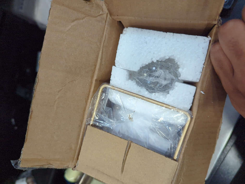 Sziqiqi Metal Flower Vase Table Decor - Gold Frame Vase with Glass Test Tubes 8/10 Modern Bud Vase for Coffee Table Living Room Abstract Geometric Art Vase for Rose Hydroponic Plant Pampas