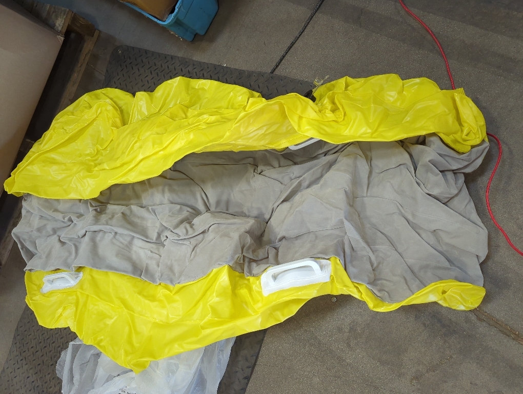 Wdmiya Sensory Chair for Kids, Sensory Room Kids Rocking Chair, Air Cloud Inflatable Sensory Chair, Crash Pads for Children Sensory, Indoor/Outdoor Gifts for Toddler