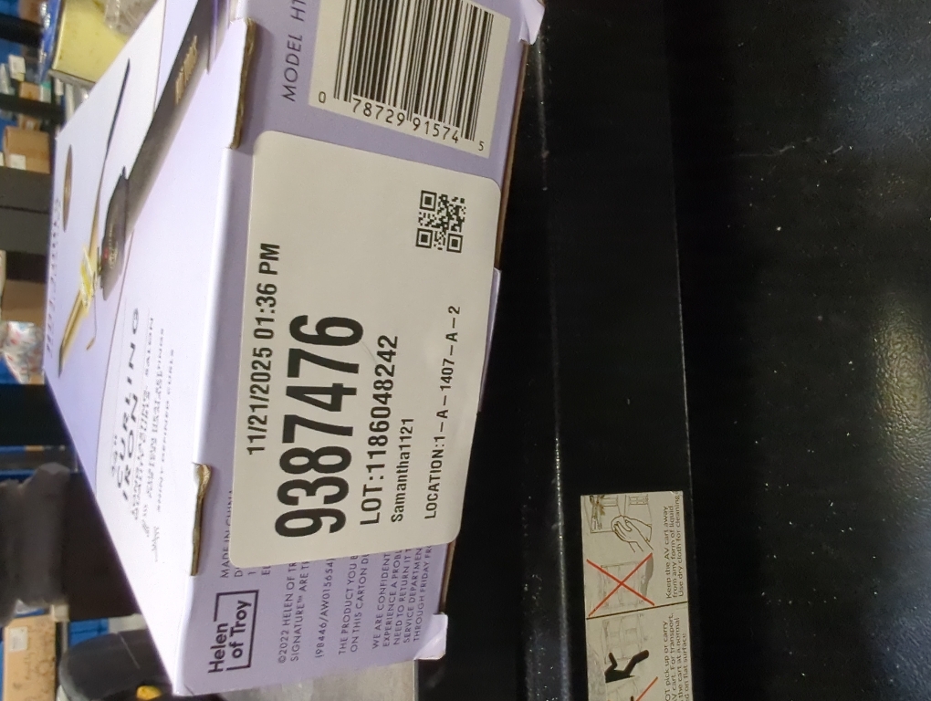 HOT TOOLS 24K Gold Professional 3/4 Extended Barrel Curling Iron with Clamp for Defined Curls - 24K Gold Technology for Long-Lasting Results & Longer Barrel for Easy Styling