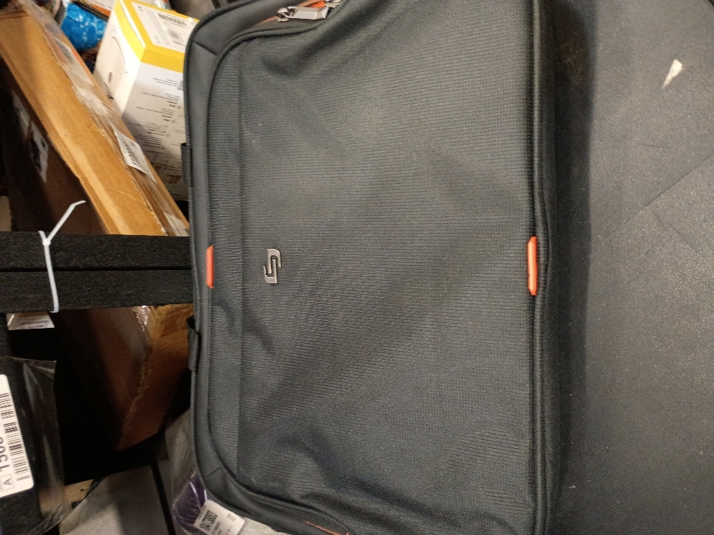 Solo New York Ace Slim Brief for 15.6 Laptop Tote Black ...