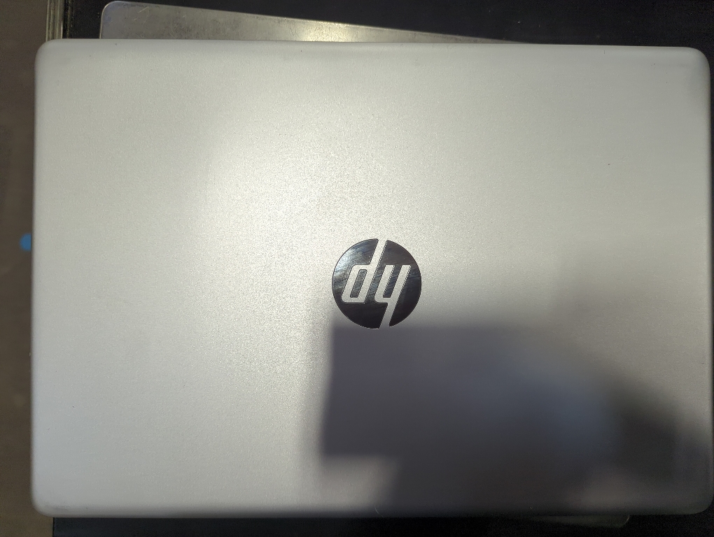 HP Notebook - 14-df0053od With Charger