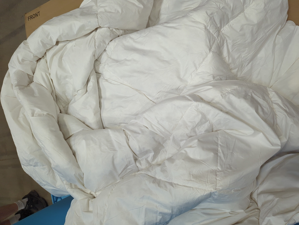 Feather Comforter, Filled with Feather and Down, White Duvet Insert - Luxurious Hotel Collection Bed Blanket Comforter - 100% Cotton Shell - 128 x 98
