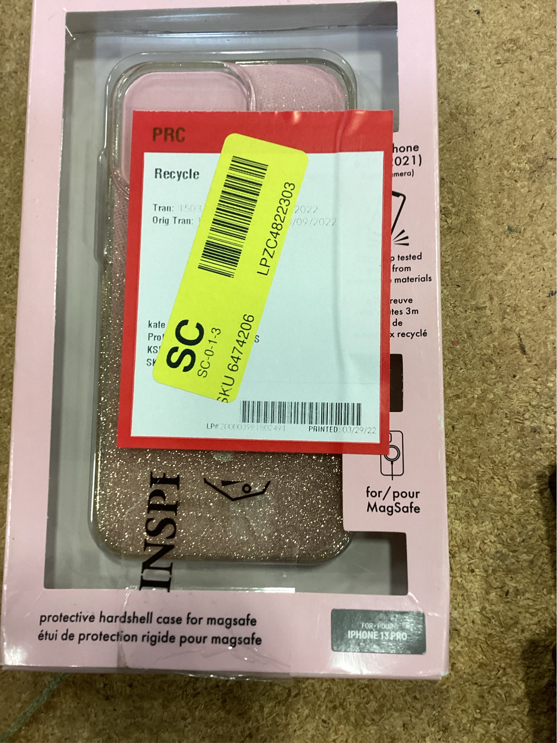 kate spade new york - Protective Hardshell Case for iPhone 13 Pro - Champagne